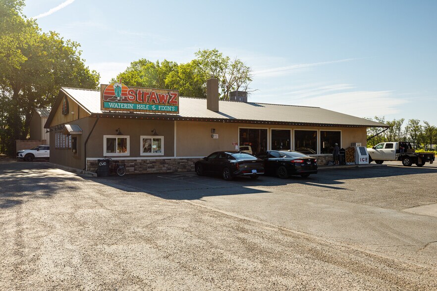 More Photos Of 1055 S Highway 89a, Kanab Service Station For Sale