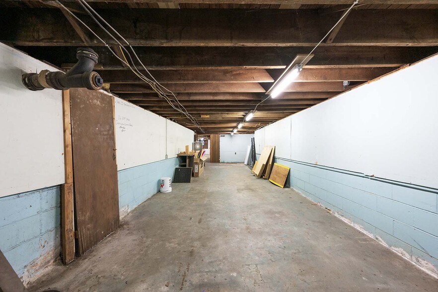 More Photos Of 126 W Main St, Plainfield Storefront For Sale