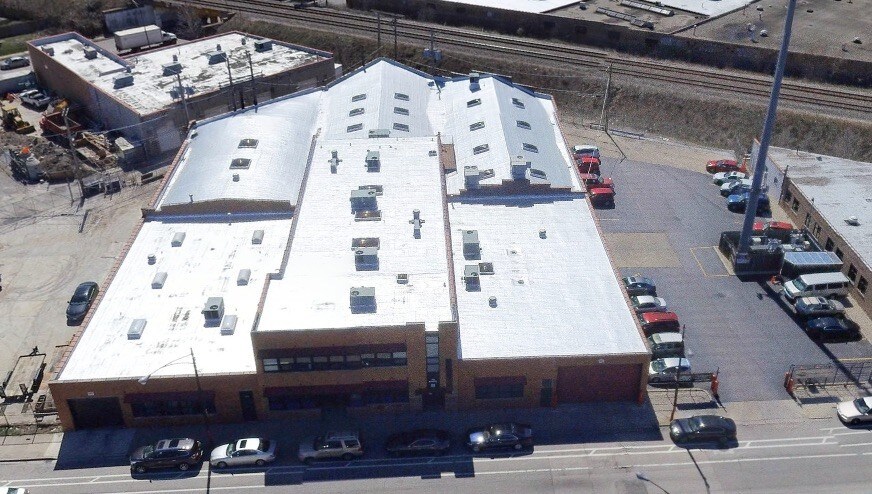 More Photos Of 5246 N Elston Ave, Chicago Distribution For Lease