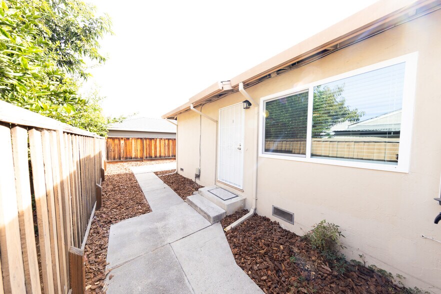 More Photos Of 2178 Monticello Ave, San Jose Multifamily For Sale