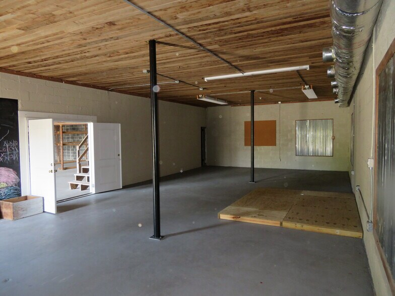 More Photos Of 733 Mulberry Ave, Panama City Unknown For Lease