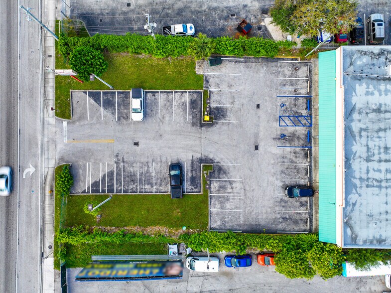 More Photos Of 27330 S Dixie Hwy, Homestead Storefront Retail Office For Lease