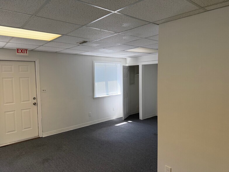 More Photos Of 1601 Milltown Rd, Wilmington Medical For Lease
