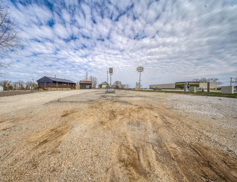 More Photos Of 17475 S US Highway 63, Rolla General Retail For Sale