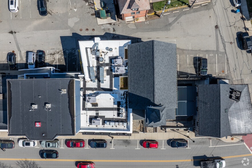 More Photos Of 140 Main St, North Easton Restaurant For Lease