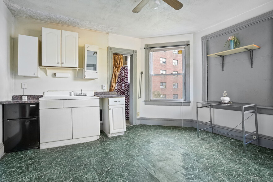More Photos Of 357-359 Norman St, Bridgeport Apartments For Sale