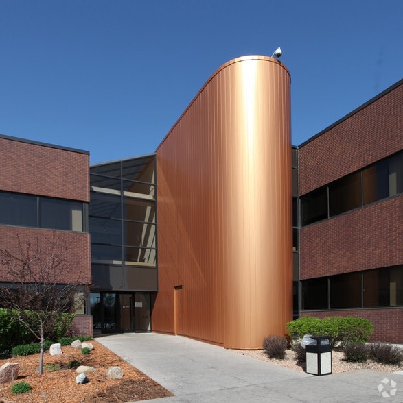 More Photos Of 6499 University Ave NE, Fridley Office For Sale