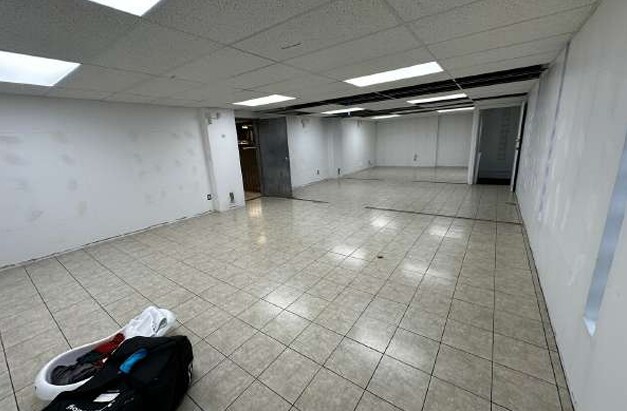 More Photos Of 1496 Rupert St, North Vancouver District Warehouse For Lease