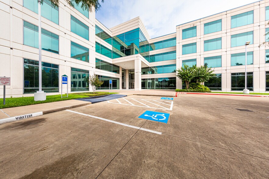 More Photos Of 3250 Briarpark Dr, Houston Office For Lease