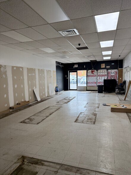 More Photos Of 7365 Main St, Stratford Storefront For Lease
