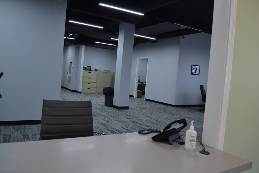 More Photos Of 44 S Front St, Memphis Apartments For Lease