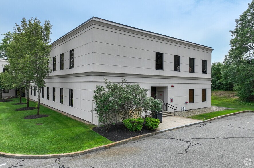 More Photos Of 150A Andover St, Danvers Office For Sale