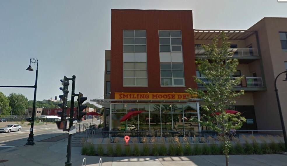 More Photos Of 329 Riverfront Ter, Eau Claire Storefront Retail Residential For Lease