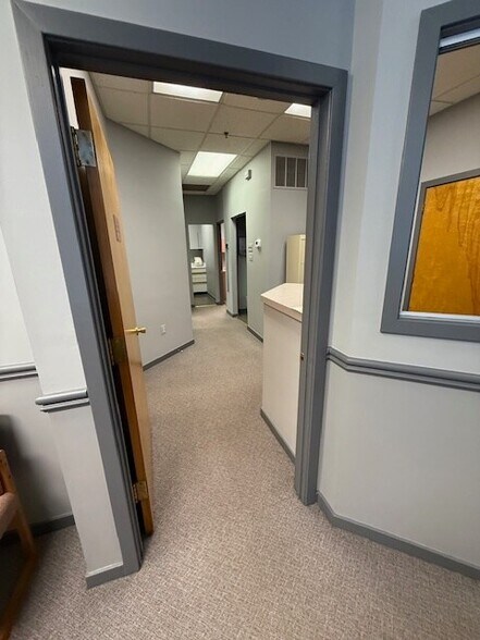 More Photos Of 100 Corporate Dr E, Langhorne Office For Sale