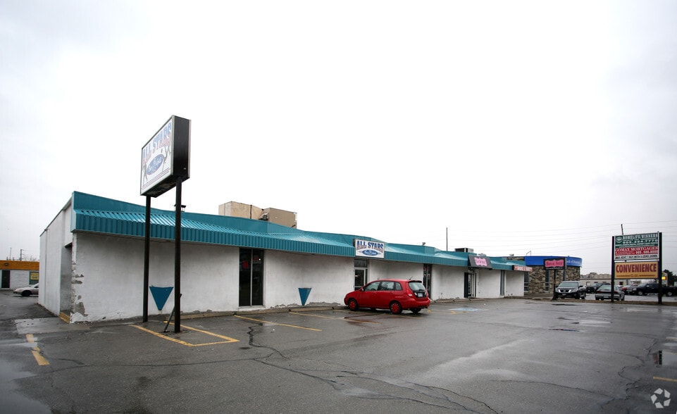 More Photos Of 69 Bramalea Rd, Brampton Storefront For Lease