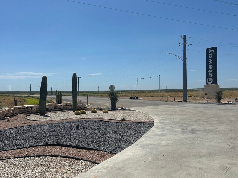 More Photos Of Expeditor Rd., Laredo Land For Sale