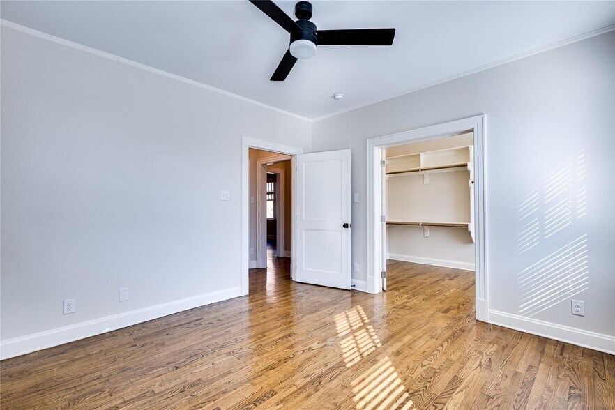 More Photos Of 2837 Hemphill St, Fort Worth Apartments For Sale