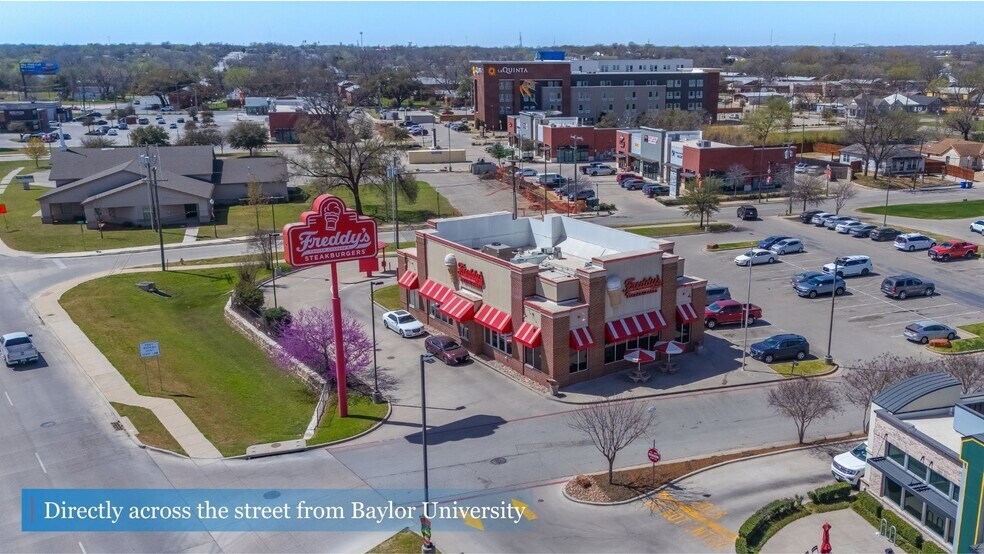 More Photos Of 817 S Jack Kultgen Expy, Waco Restaurant For Sale