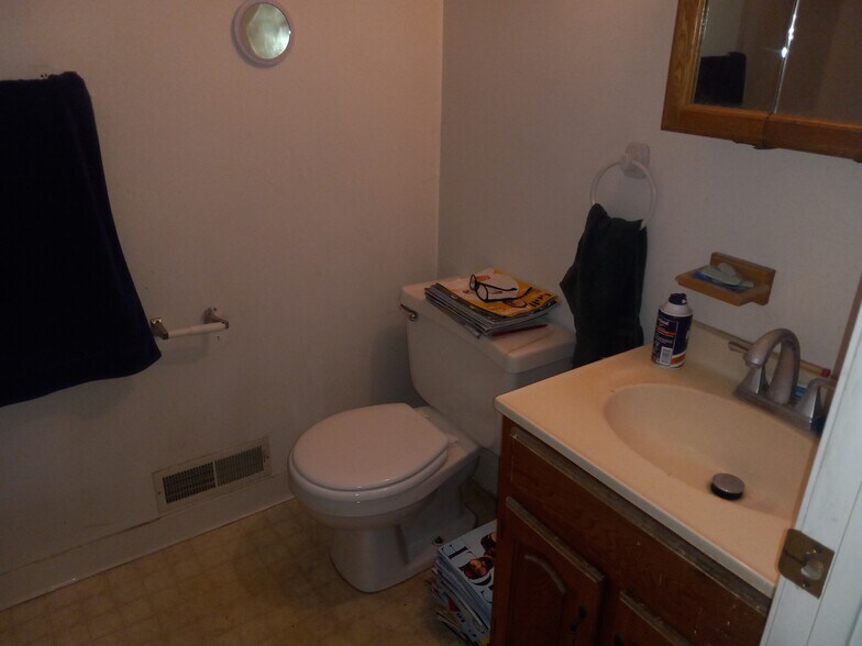 More Photos Of 505 Old River Rd, Manville Freestanding For Sale