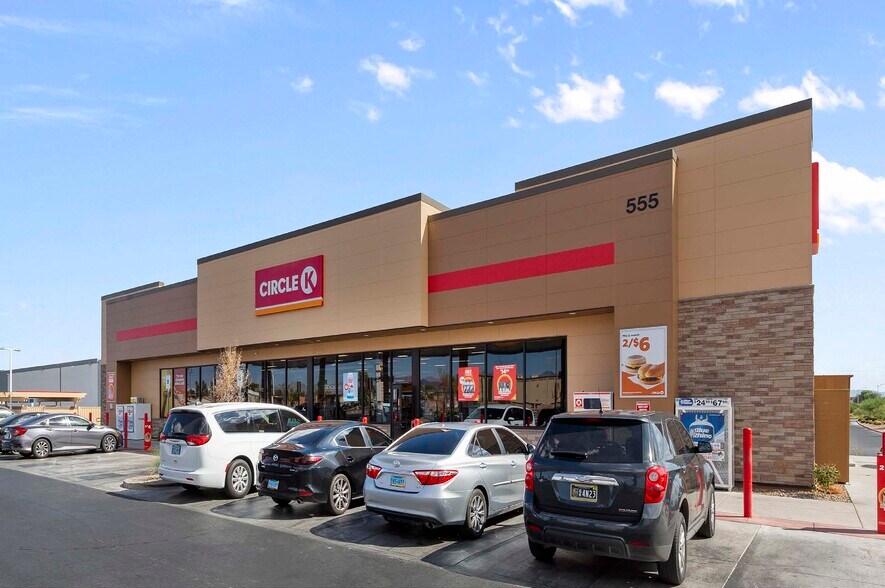 More Photos Of 420 E Centennial Pky, North Las Vegas Convenience Store For Sale