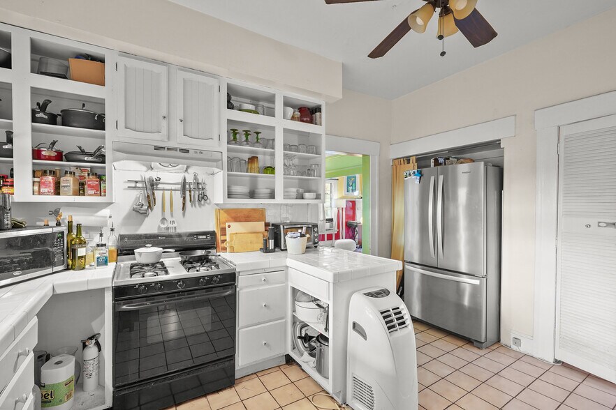 More Photos Of 656 Parkman Ave, Los Angeles Apartments For Sale