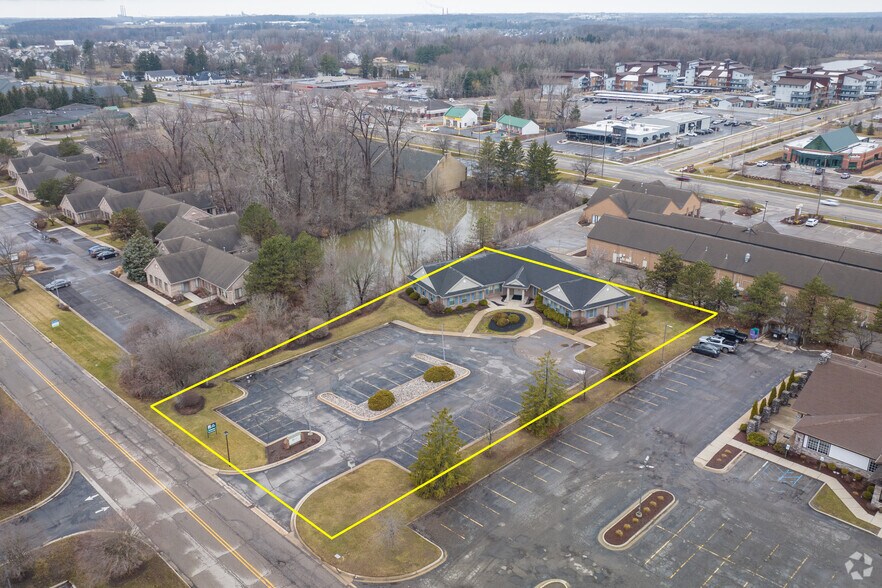 More Photos Of 2342 Woodlake Dr, Okemos Office For Lease
