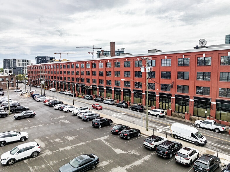 More Photos Of 209 10th Ave S, Nashville Coworking Space