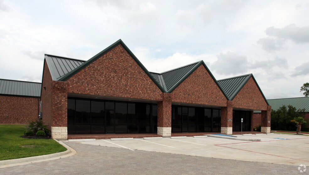 Primary Photo Of 22632 Kuykendahl Rd, Spring Freestanding For Lease