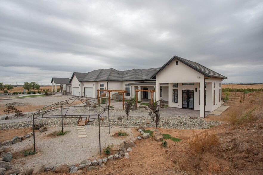 More Photos Of 13850 Meiss Rd, Sloughhouse Specialty For Sale