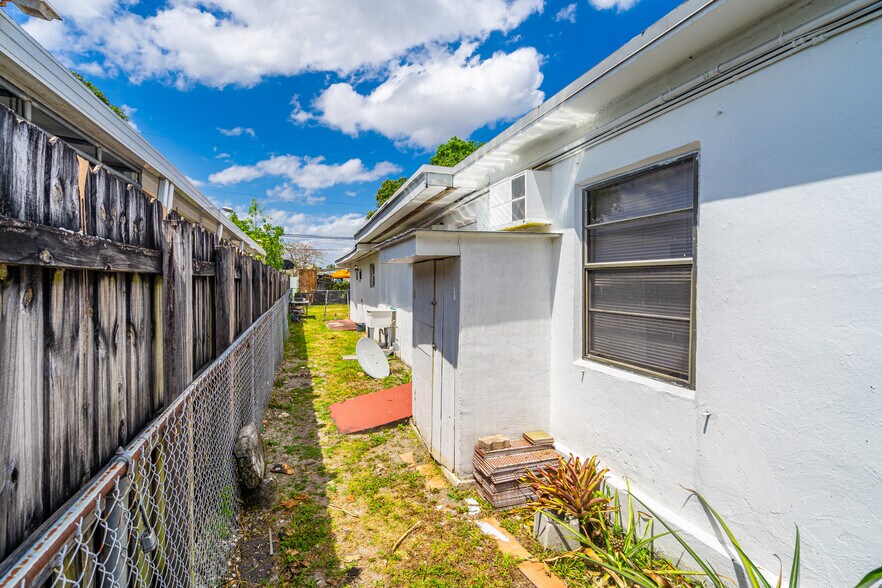 More Photos Of 73 E 47th St, Hialeah Assisted Living For Sale