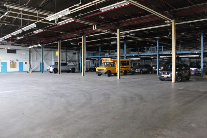 More Photos Of 700 Nepperhan Ave, Yonkers Warehouse For Sale