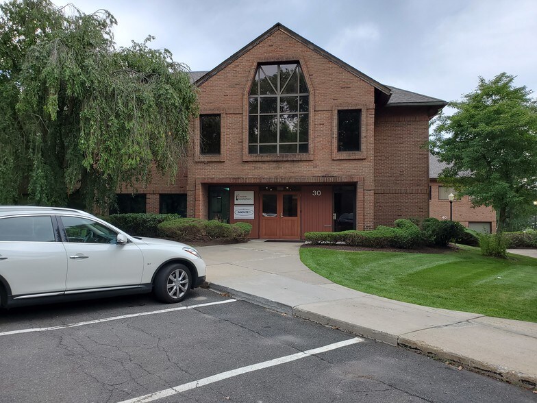 30 Avon Meadow Ln, Avon, CT 06001 Office For Lease