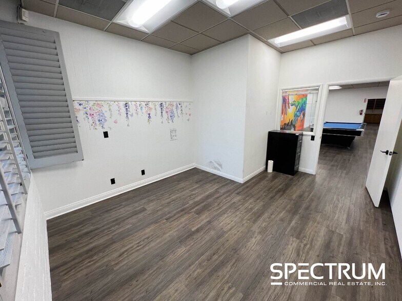 More Photos Of 7241 Lankershim Blvd, North Hollywood Office For Lease