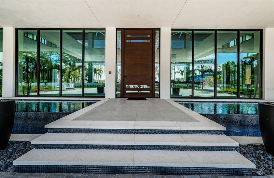 More Photos Of 18725 Jiretz Rd, Odessa Flex For Sale