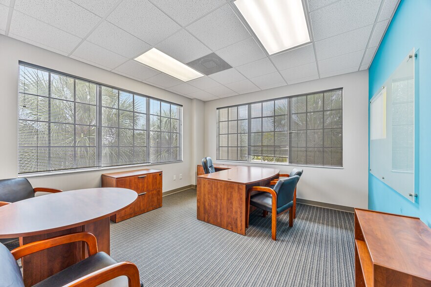 More Photos Of 5500 Murrell Rd, Melbourne Office For Lease
