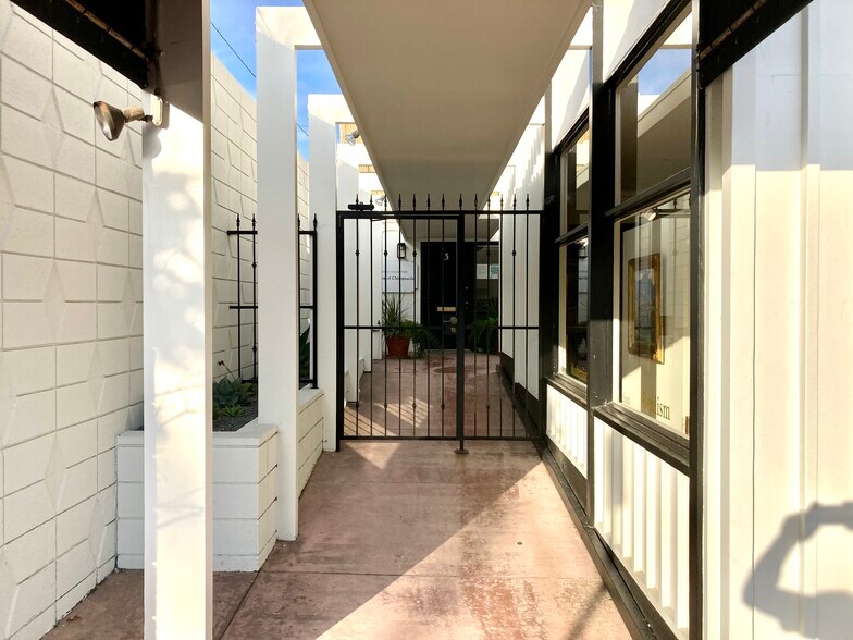 More Photos Of 7723 Fay Ave, La Jolla Office Residential For Lease