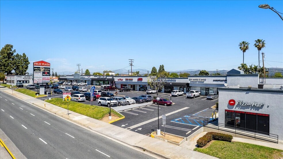 More Photos Of 13505-13525 Telegraph Rd, Whittier Unknown For Lease