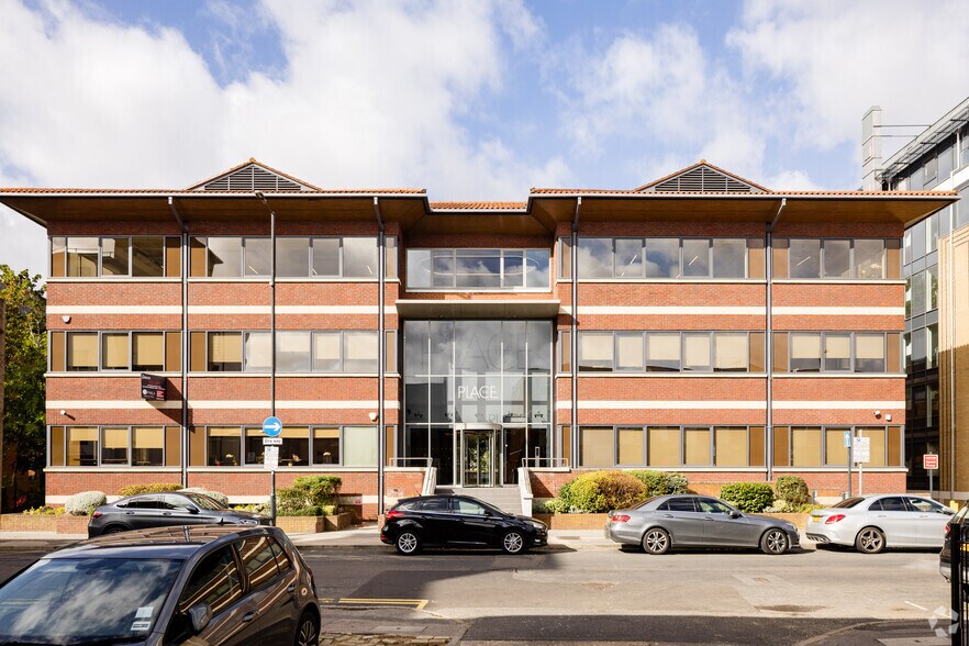 More Photos Of Bridge Ave, Maidenhead Coworking Space