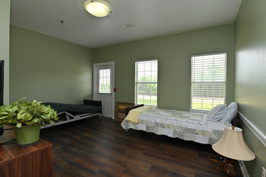 More Photos Of 2021 FM 1092 Rd, Missouri City Assisted Living For Sale