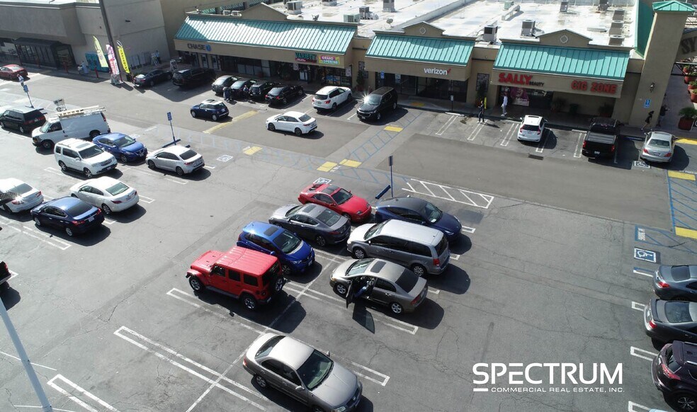 More Photos Of 13730-13790 Foothill Blvd, Sylmar Unknown For Lease