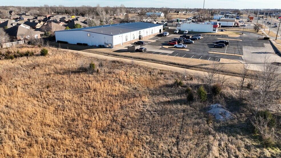 More Photos Of 11695 N Garnett Rd, Collinsville Land For Sale