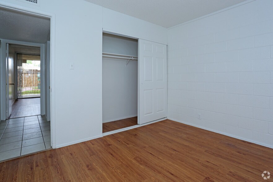 More Photos Of 5286 E Tropicana Ave, Las Vegas Apartments For Sale