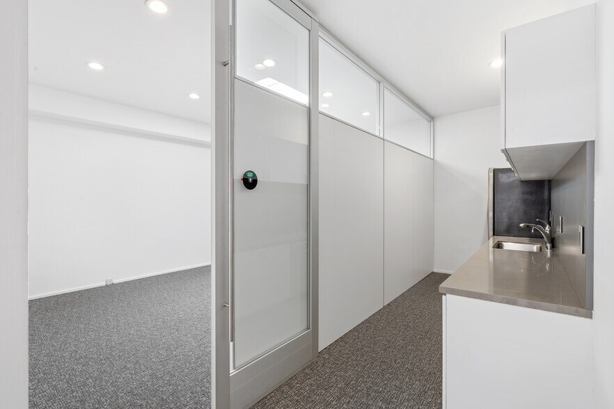 More Photos Of 123 S Park St, San Francisco Office For Lease