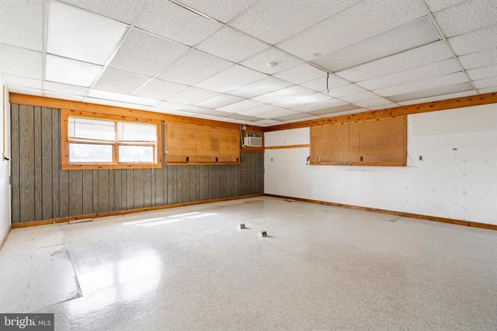 More Photos Of 915 N Hanover St, Elizabethtown Medical For Sale