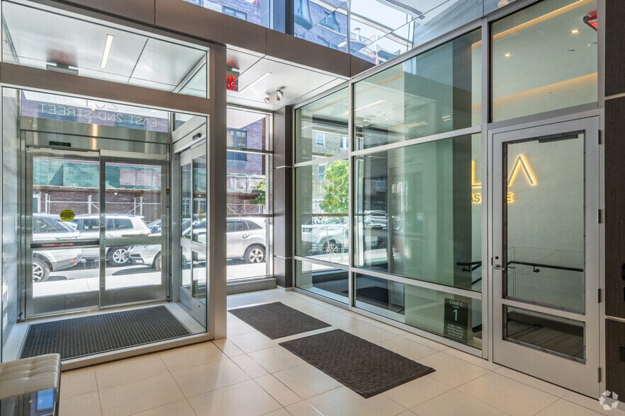 More Photos Of 350 E Houston St, New York Apartments For Lease