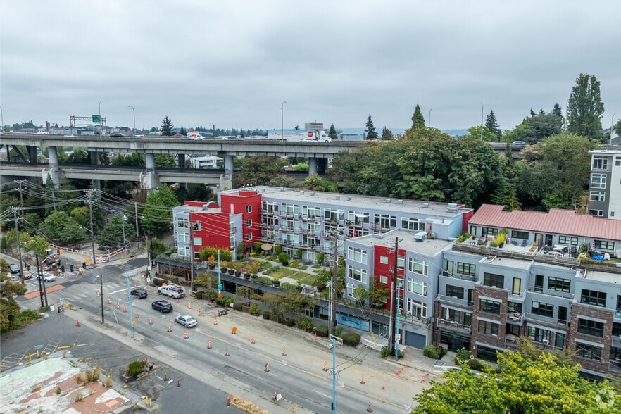 More Photos Of 2946-2956 Eastlake Ave E, Seattle Apartments For Sale