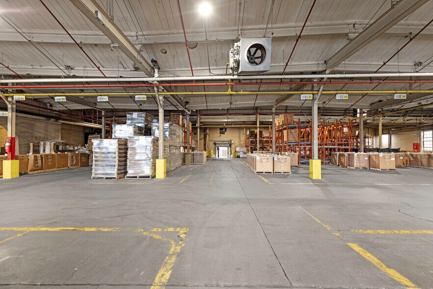 More Photos Of 3000 Milton Ave, Syracuse Manufacturing For Sale