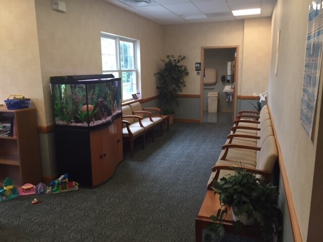 More Photos Of 81 Miller Rd, South Schodack Medical For Lease
