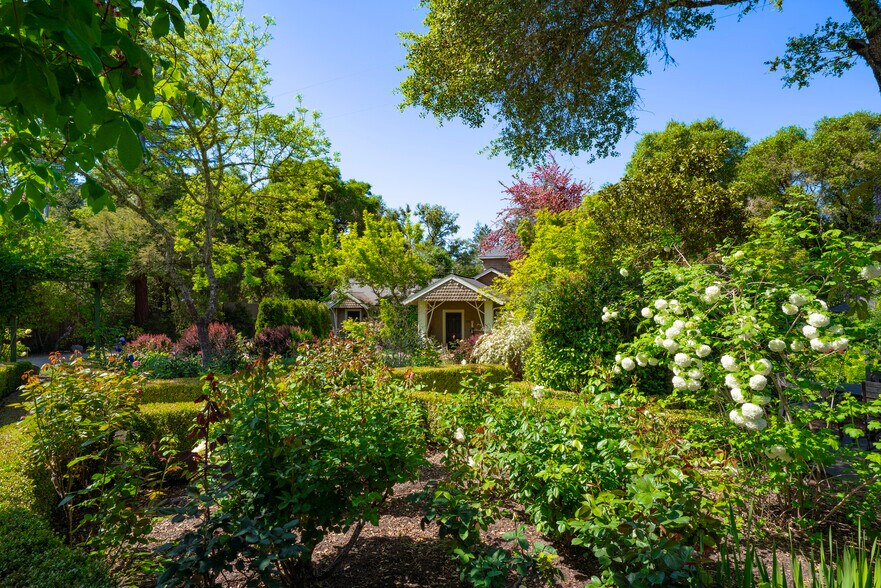 More Photos Of 9000 Highway 128, Philo Hotel For Sale