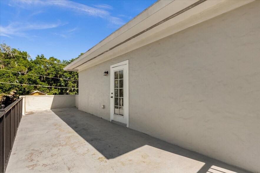 More Photos Of 875 Miles Ave, Winter Park Apartments For Sale